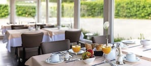 Gratis frukostbuffé varje dag