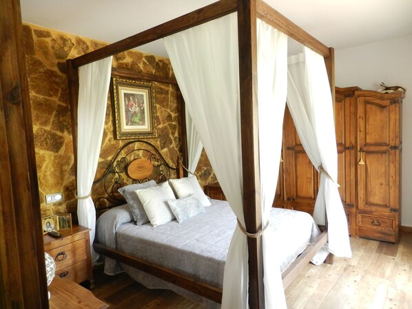 3 bedrooms, iron/ironing board, WiFi, bed sheets - RURAL HOUSE WITH PRIVATE POOL AND GOOD COMMUNICATION (Padul)