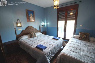Self catering El Rincon de Piedra for 6 people