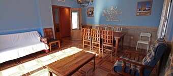 Self catering El Rincon de Piedra for 6 people