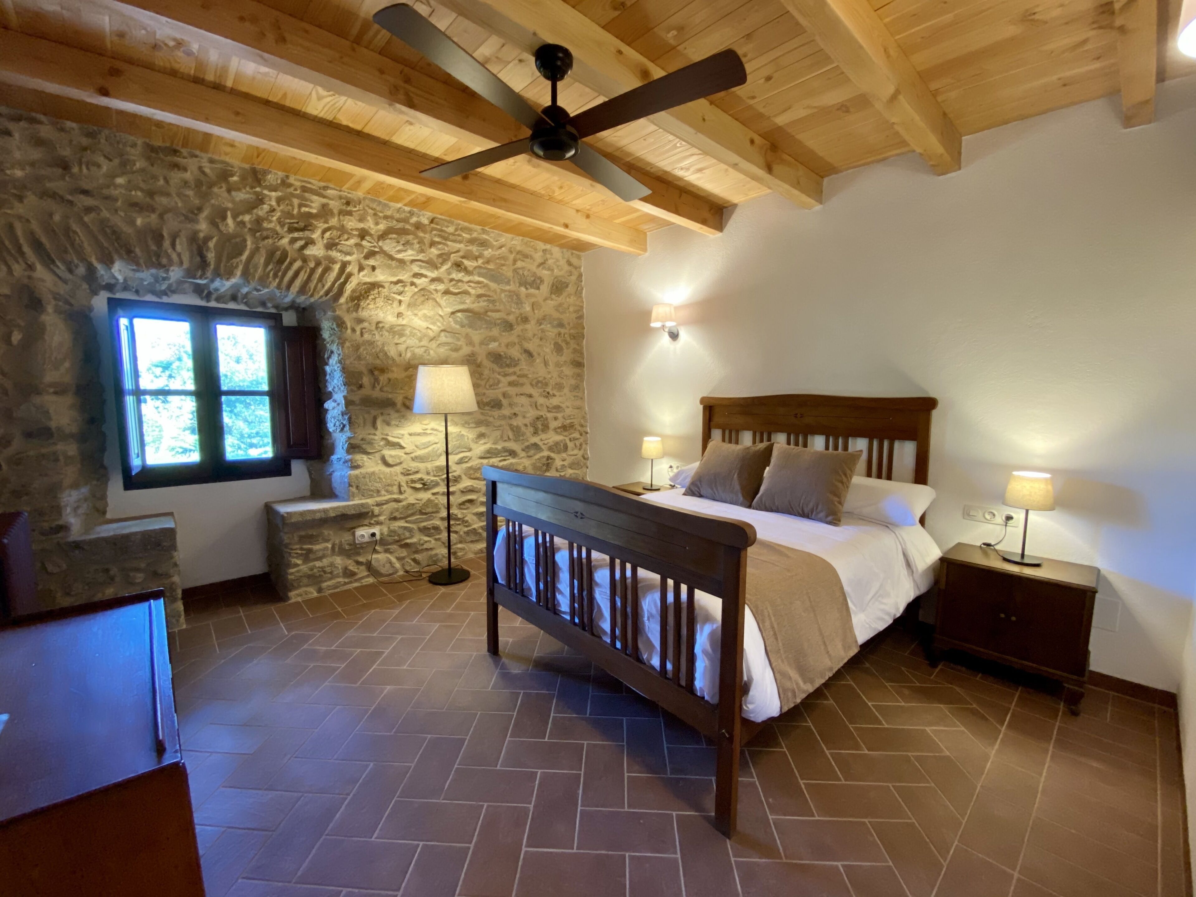 Masia Torre Lloreta S. XII for 8 people