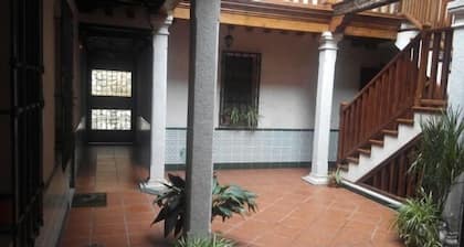 Casa Amadeus en Toledo Magico para 4-6 personas con garaje.