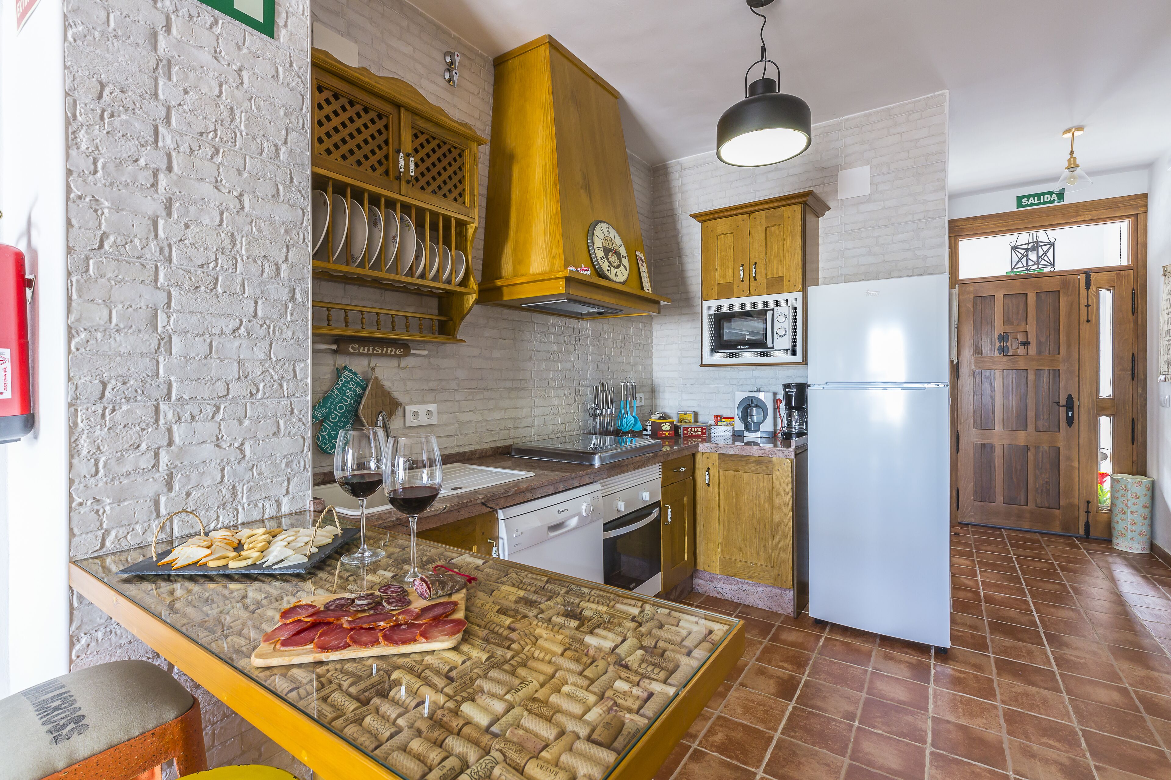Rural House Castillo de Segura for 12 people