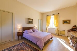 Habitación, no fumadores (Saint Emilion) | Ropa de cama de alta calidad y decoración individual