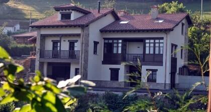 Omaruokailu La Casona de Palu 2 hengelle