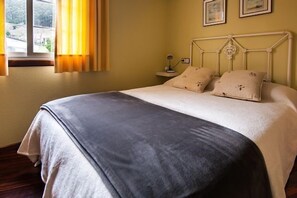 2 bedrooms