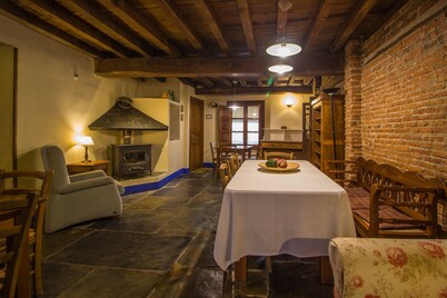 Casa Rural del Corral y Apartamentos for 10 people