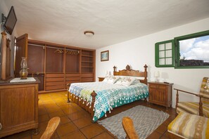 3 soverom, strykejern/-brett, wi-fi (inkludert) og sengetøy