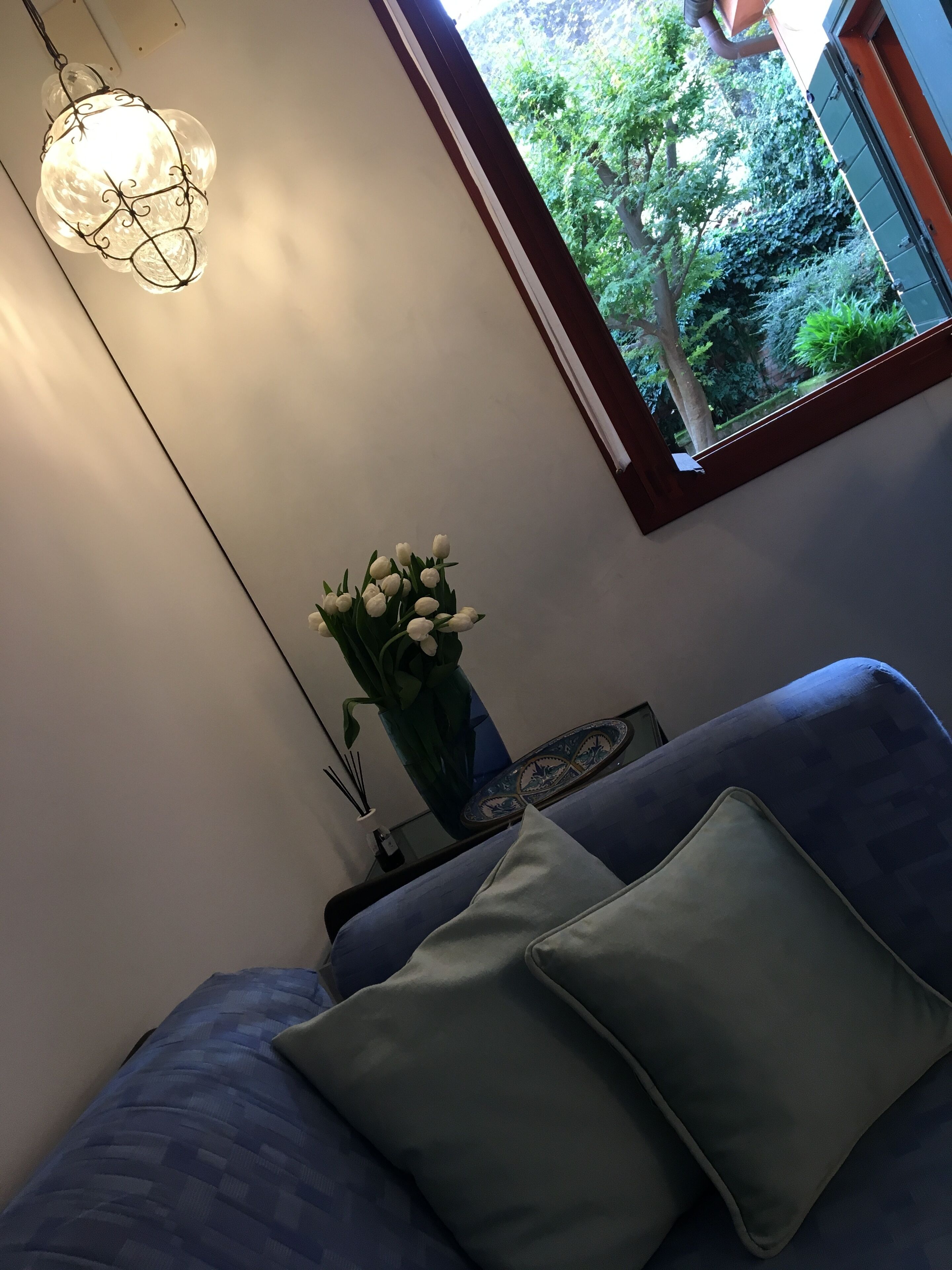 Three minutes from S. station Lucia with lovely garden, suitable for families