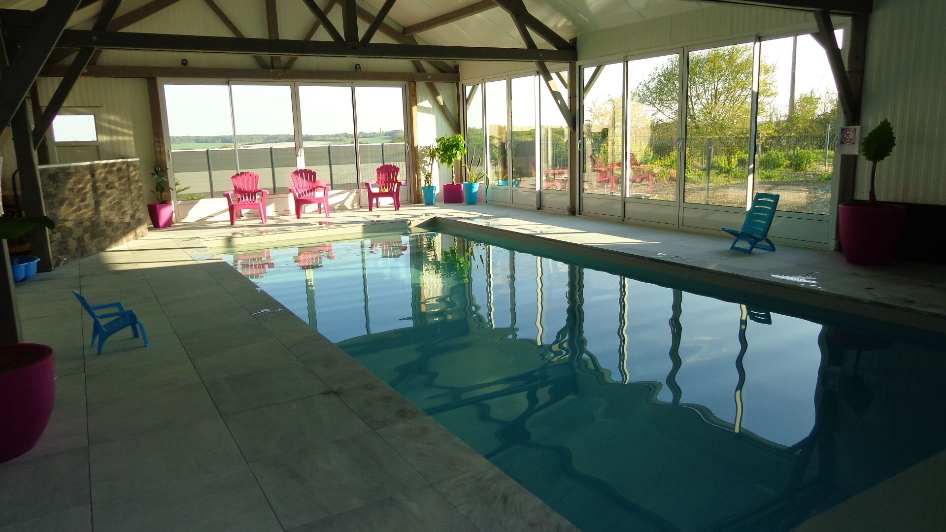 Farm cottage, heated indoor pool, castles
