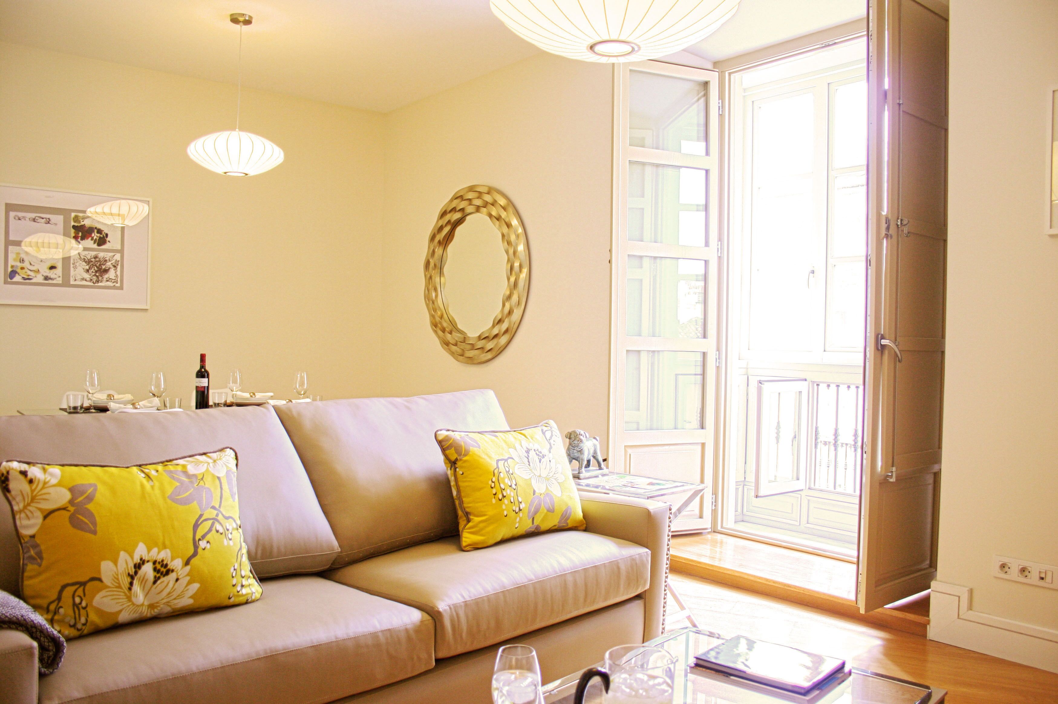 Stylish 2 bedroom + 2 bathroom in Malaga Center