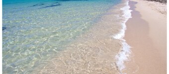 Romantisk hus ved havet med pool og spa
