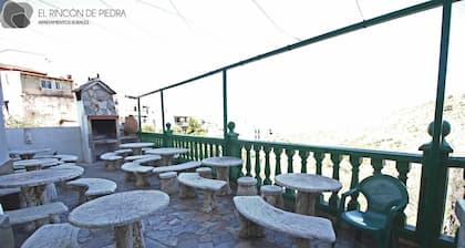 Self catering El Rincon de Piedra for 4 people