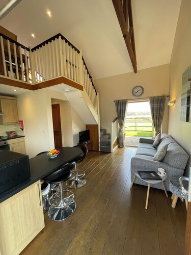 3 cottages. Padel. Big garden with kids outdoor toys. Nr Howden/York 35 mins