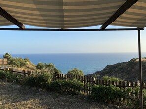 Property grounds - Villa Anna Vittoria on the sea / beach (Pergole)
