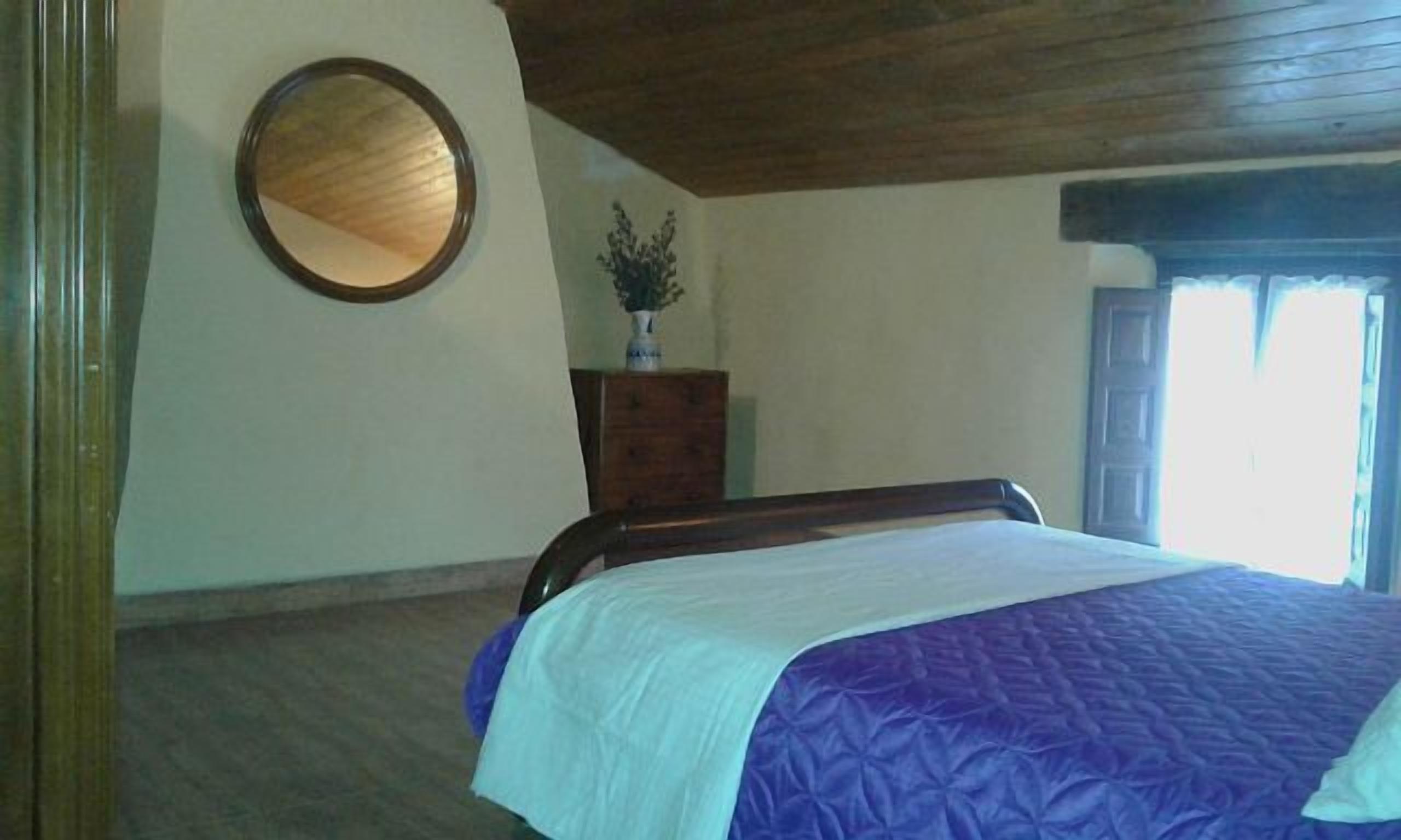 Rural Houses Santa Ana de la Sierra for 10 people