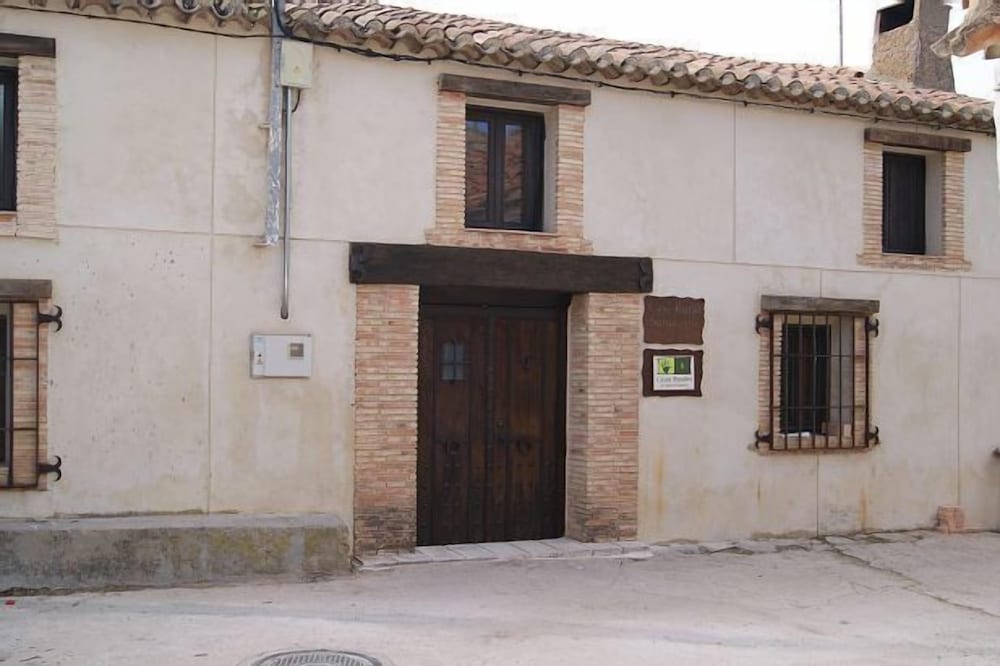 Rural Houses Santa Ana de la Sierra for 10 people