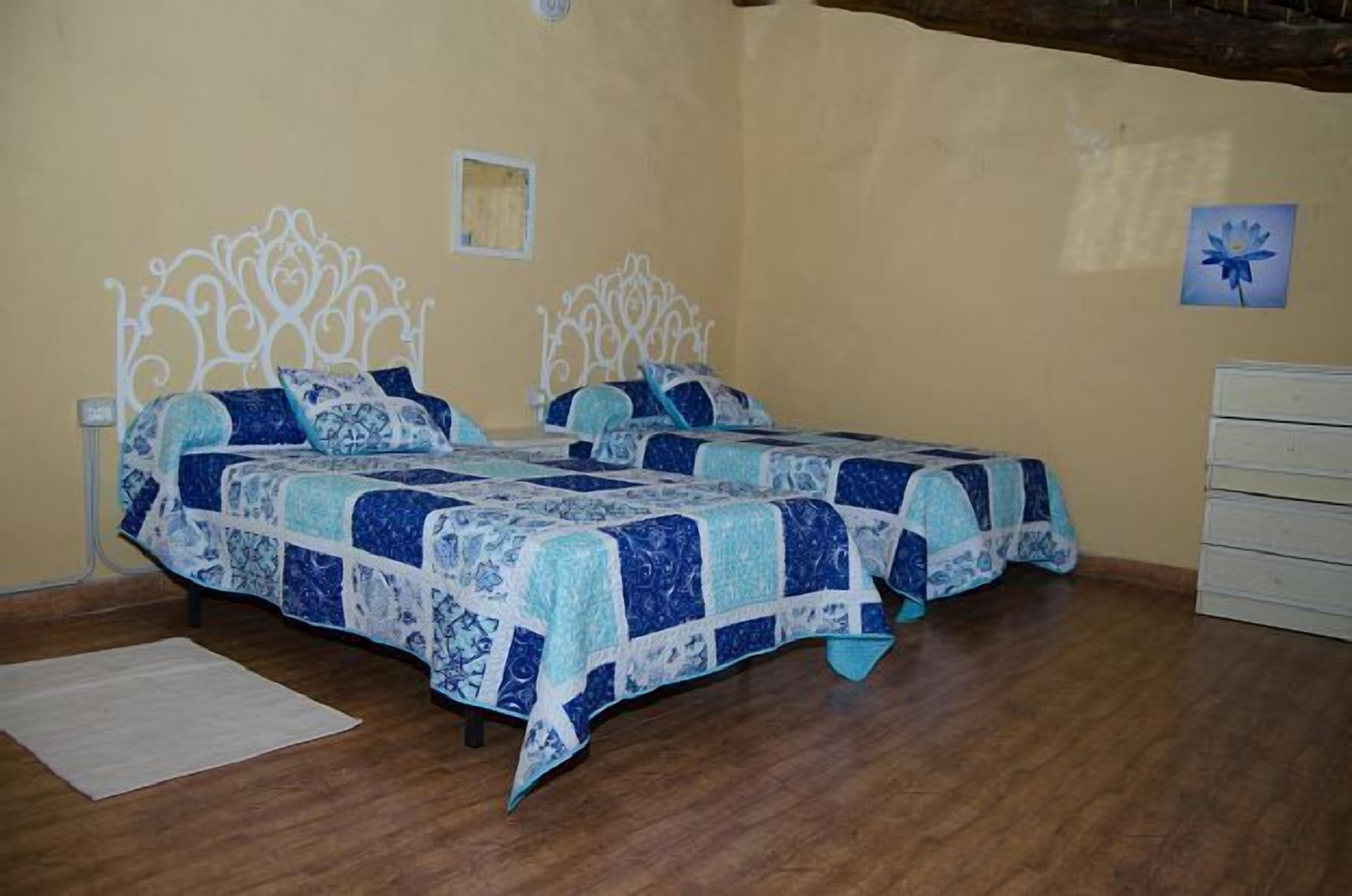 Rural Houses Santa Ana de la Sierra for 10 people