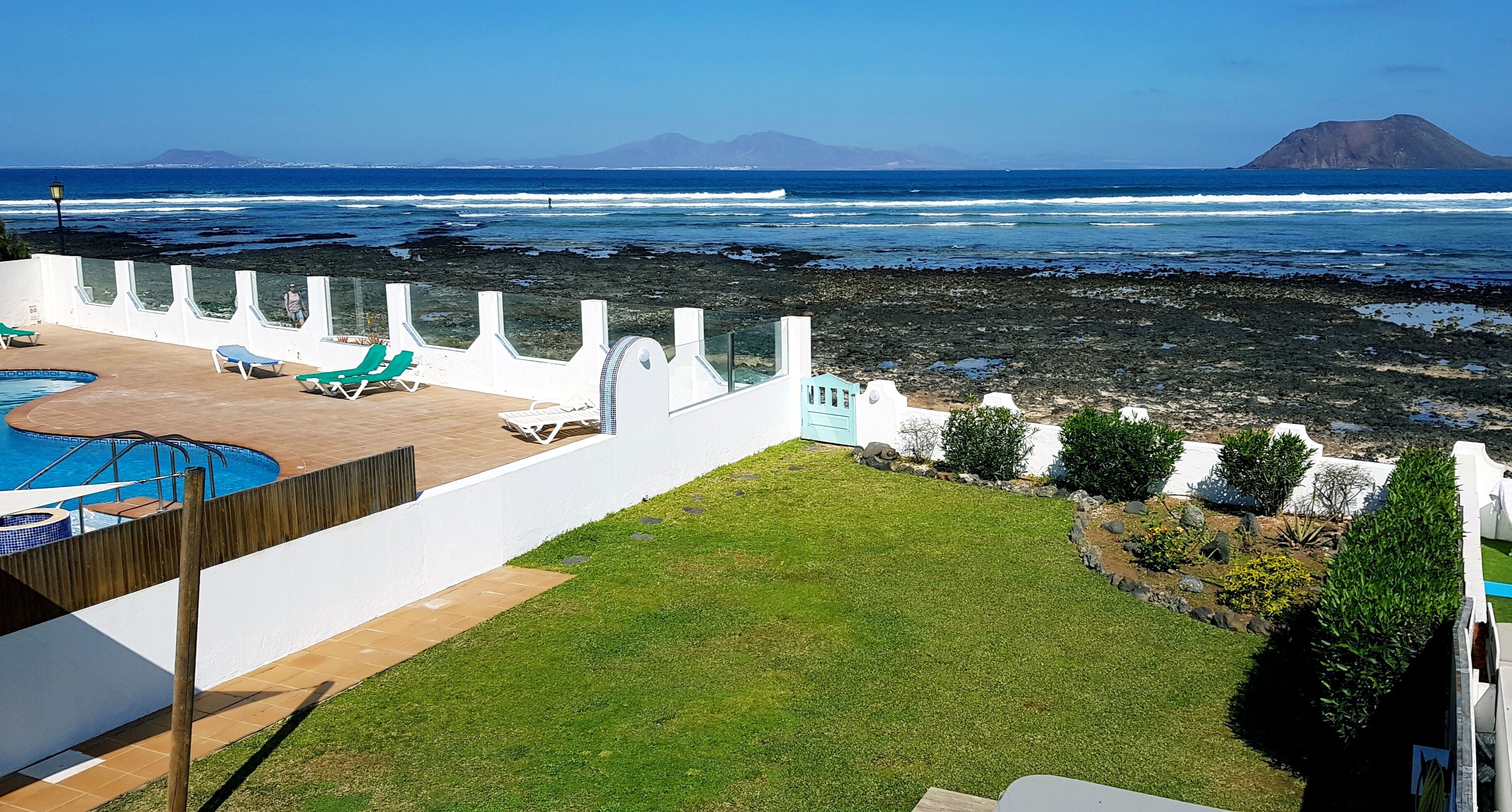 Oceanfront Casa Helena