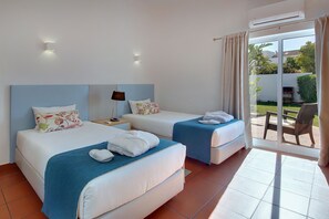 3 bedrooms, in-room safe, iron/ironing board, free WiFi