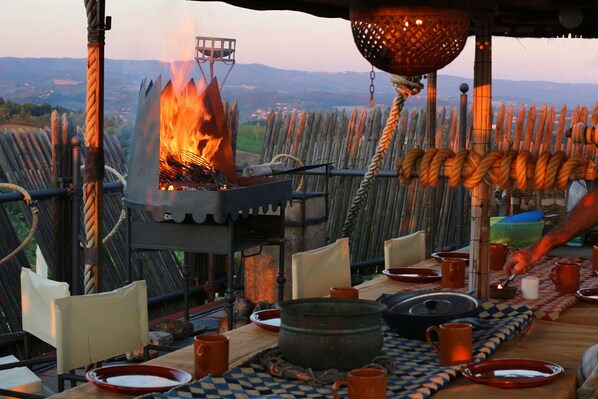 Outdoor dining