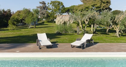 Maravillosa villa en el Circeo a 900 metros del mar.
