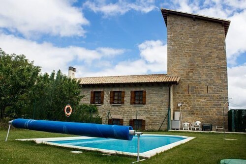 Rural house (full rental) Palacio de Lérruz for 10 people