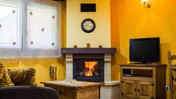 Tv, pejs, dvd-afspiller