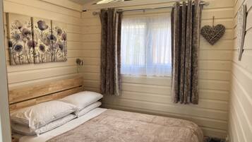 2 chambres, fer et planche Ă repasser, Wi-Fi gratuit, draps fournis