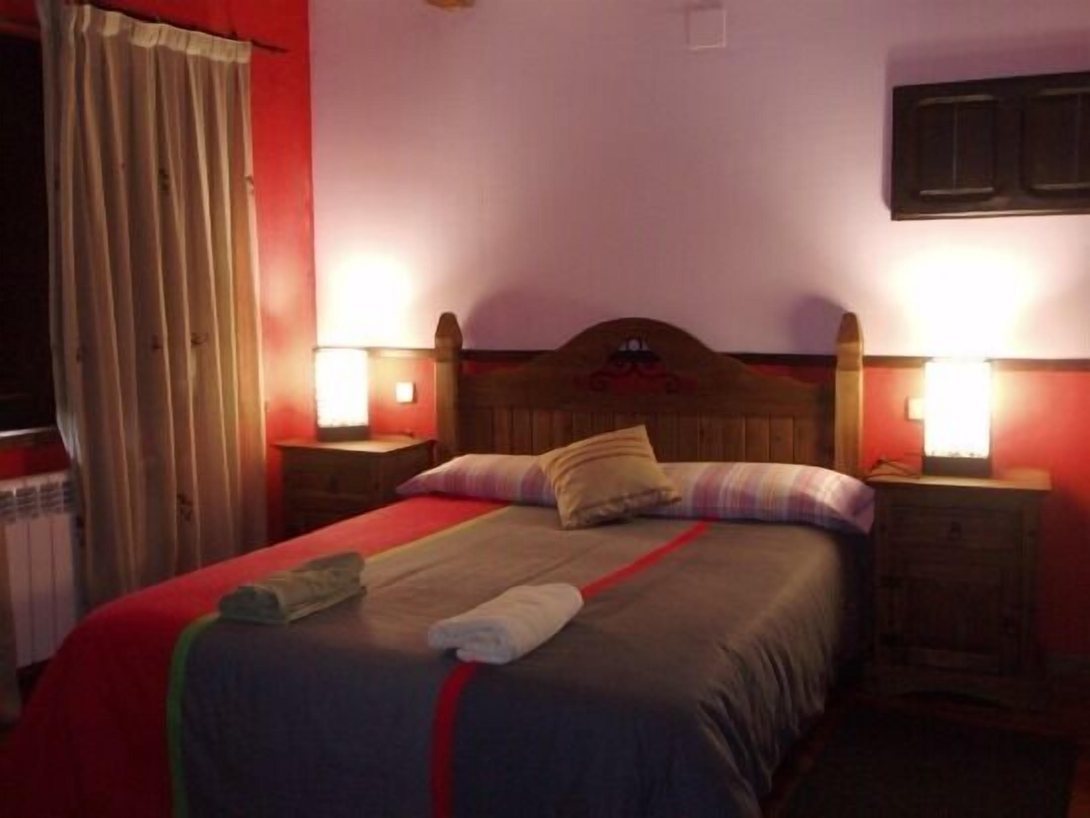 Self catering La Hijuela de Pindó for 12 people