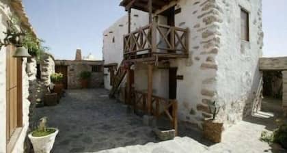 Tamasite cottage for 4 people