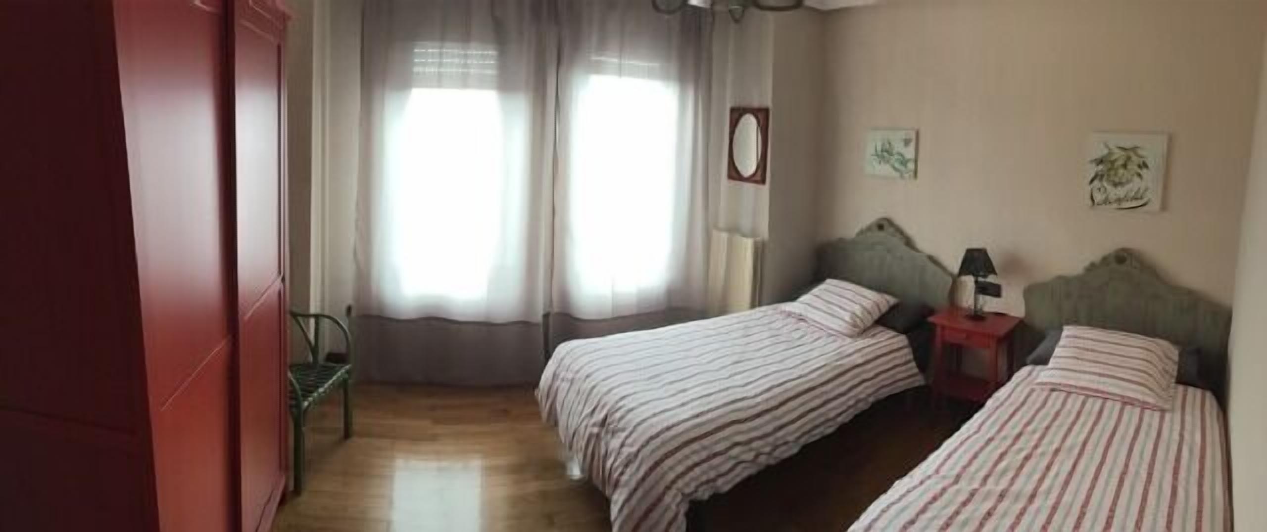 Self catering Ona Etxea for 12 people