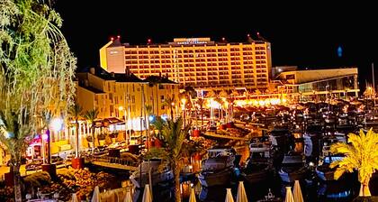 Asunto Vilamouran satamassa