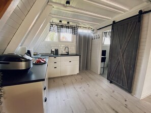 Fridge, microwave, stovetop, toaster - Holiday home Dario (Insko)