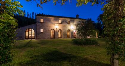 Villa Ambrah 12+1, Emma Villas