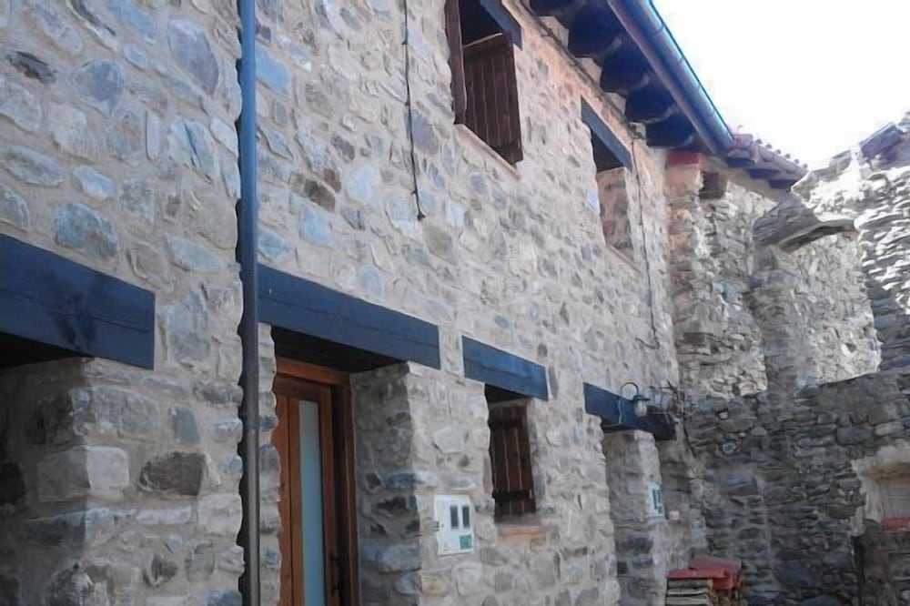 Self catering El Rincon de Zaldierna for 4 people