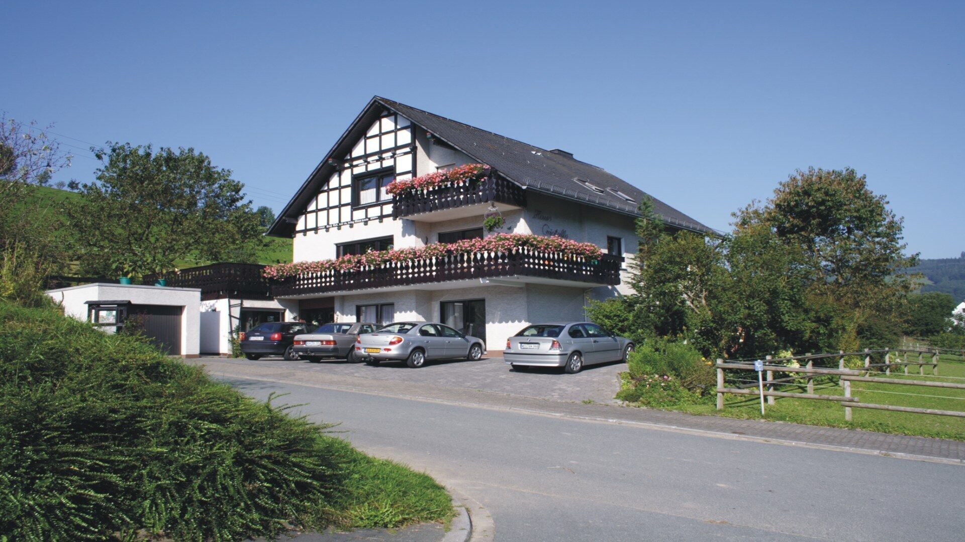 For all an ideal holiday destination with indoor pool and sauna in summer and winter