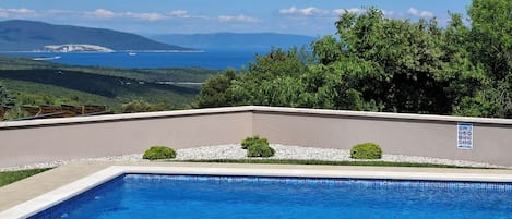 Piscine extérieure