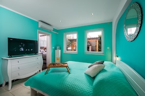 4 bedrooms, in-room safe, iron/ironing board, free WiFi - Large heated pool, sauna, jacuzzi, charging station for electric vehicles 22kW (Musalez)