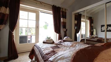 4 slaapkamers, een strijkplank/strijkijzer, wifi, beddengoed