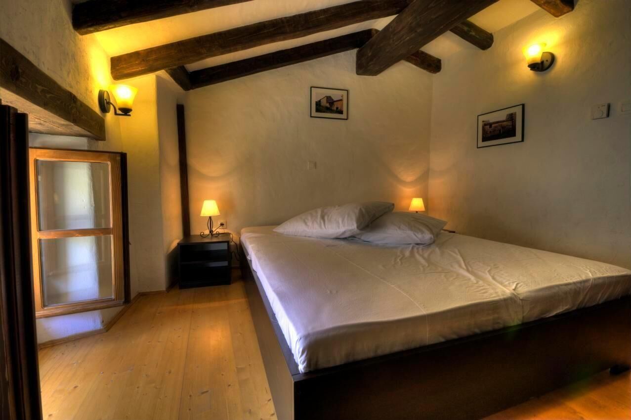 2 多间卧室、WiFi