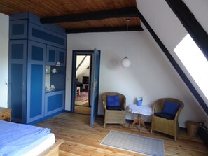 1 Schlafzimmer, Bügeleisen/Bügelbrett, Reisekinderbett, kostenloses WLAN