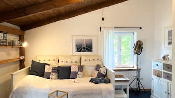 4 chambres, bureau, Wi-Fi gratuit, draps fournis
