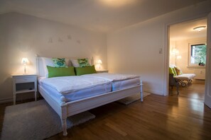 2 Schlafzimmer, Bügeleisen/Bügelbrett, kostenloses WLAN, Bettwäsche