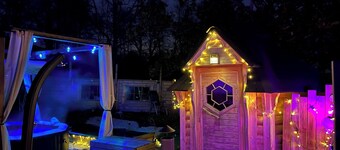 Vi vÀlkomnar er som vÀnner