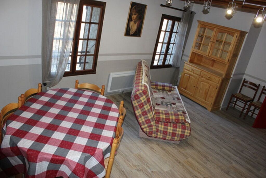 Bright and warm cottage in the heart of the farm