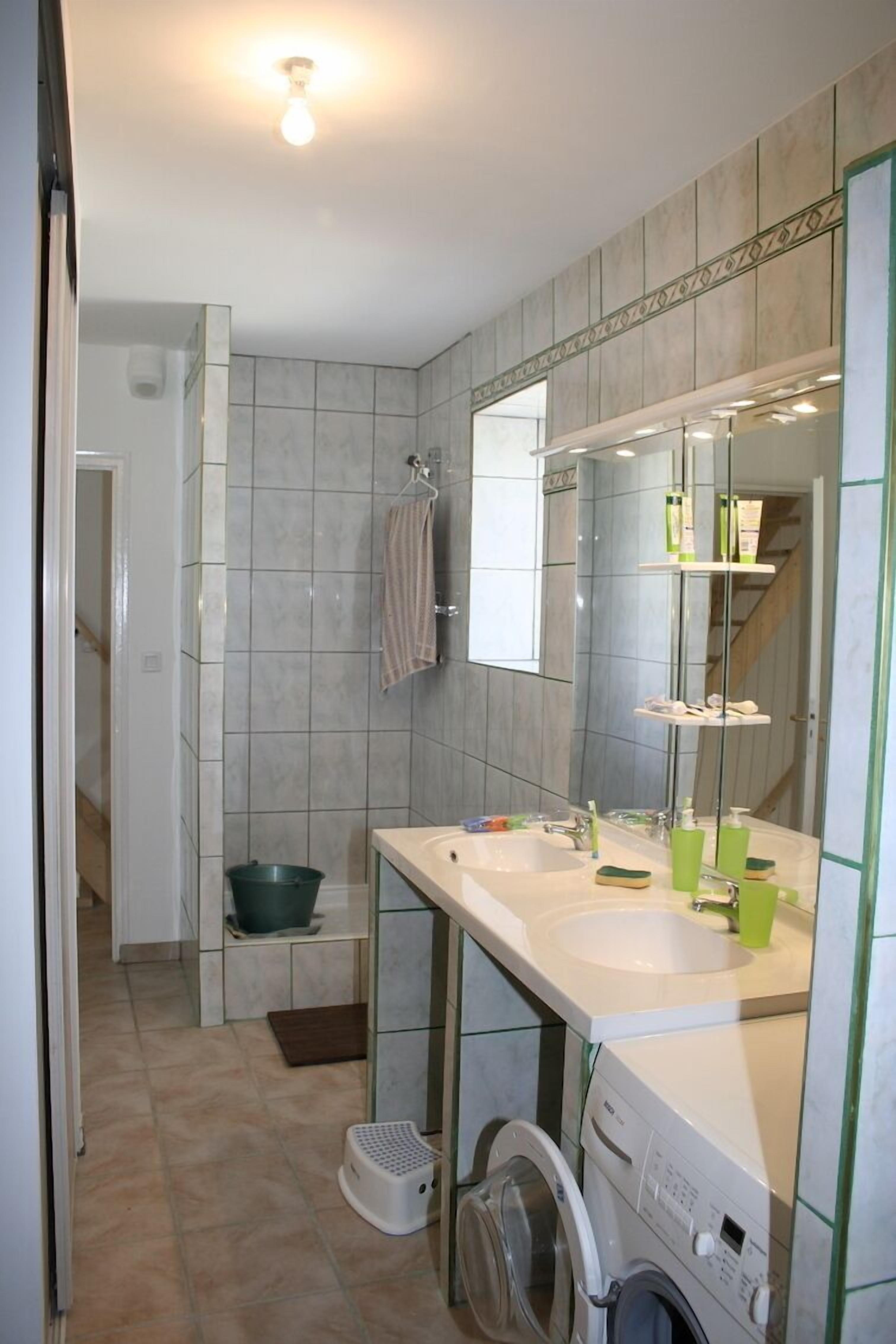 Unusual domain, private heated pool, between Marais Poitevin / Futuroscope