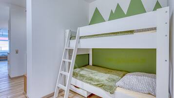 1 Schlafzimmer, kostenloses WLAN, BettwÀsche, Rollstuhlgeeignet