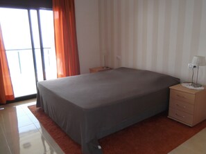 2 bedrooms, bed sheets - Apartment with wonderful views of the Mediterranean Sea (Aguadulce)