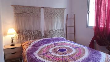 12 dormitorios, tabla de planchar con plancha, wifi y ropa de cama